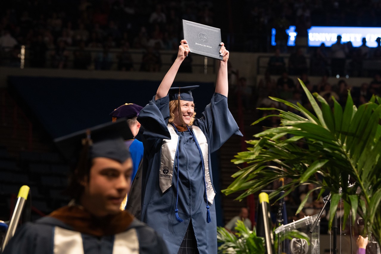 College Sports Executive Kiki Baker Barnes Tells UNO Graduates Be ...